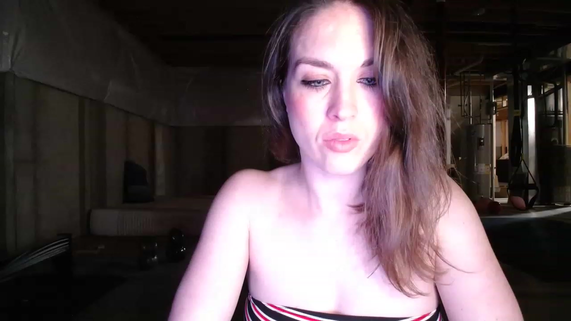 Gallery image thumbnail from Girl_X_Power's myfreecams stream on, 03/23/2023, 21:02 image 15 of 20