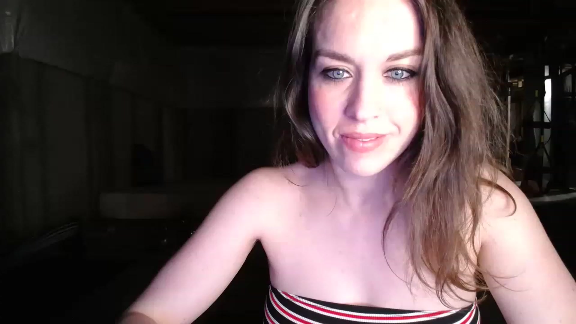 Gallery image thumbnail from Girl_X_Power's myfreecams stream on, 03/24/2023, 24:36 image 7 of 20