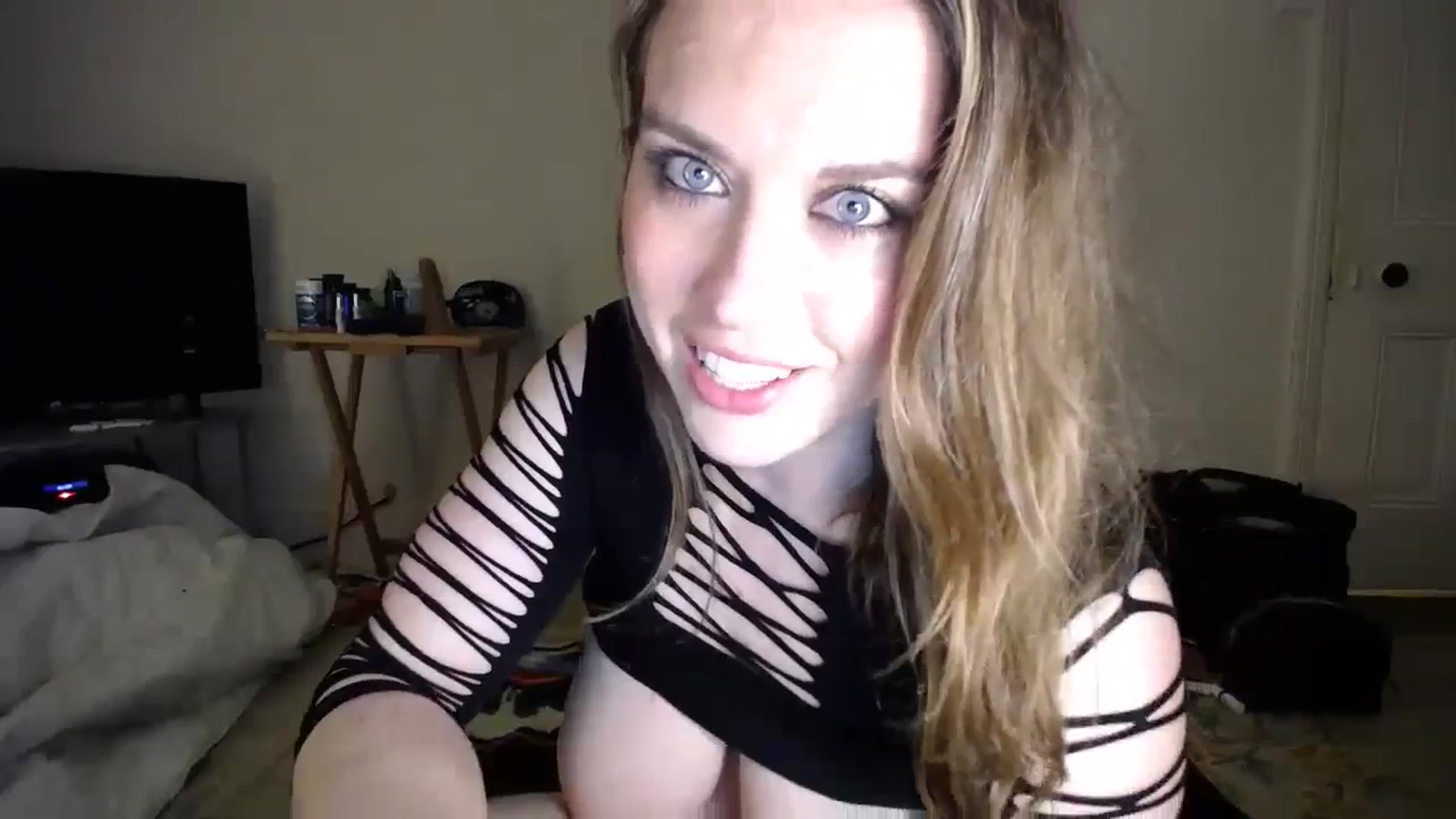 Gallery image thumbnail from Girl_X_Power's myfreecams stream on, 03/11/2024, 02:06 image 18 of 20