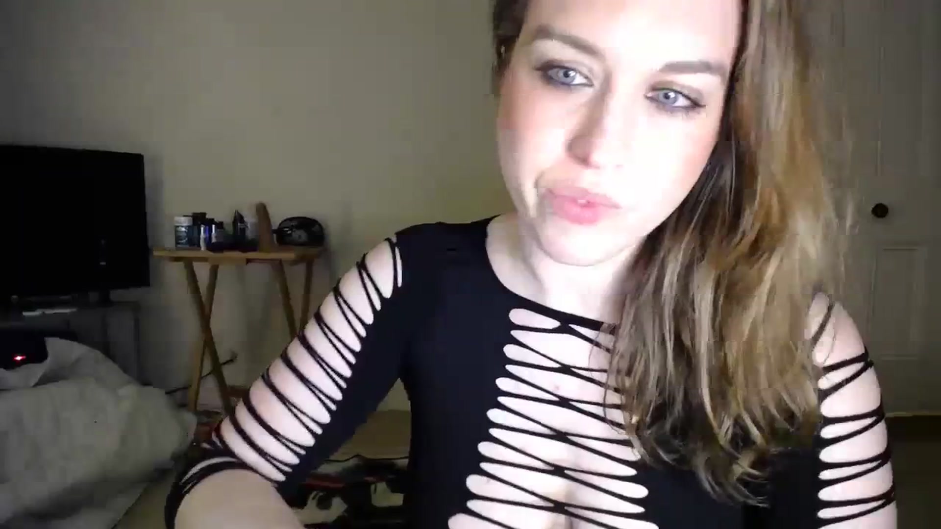 Gallery image thumbnail from Girl_X_Power's myfreecams stream on, 03/11/2024, 02:06 image 4 of 20