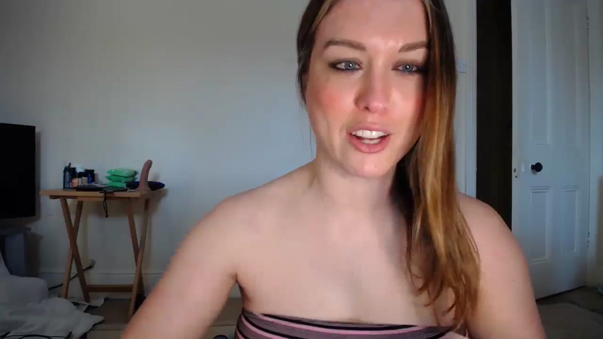 Gallery image thumbnail from Girl_X_Power's myfreecams stream on, 03/31/2024, 16:24 image 2 of 20