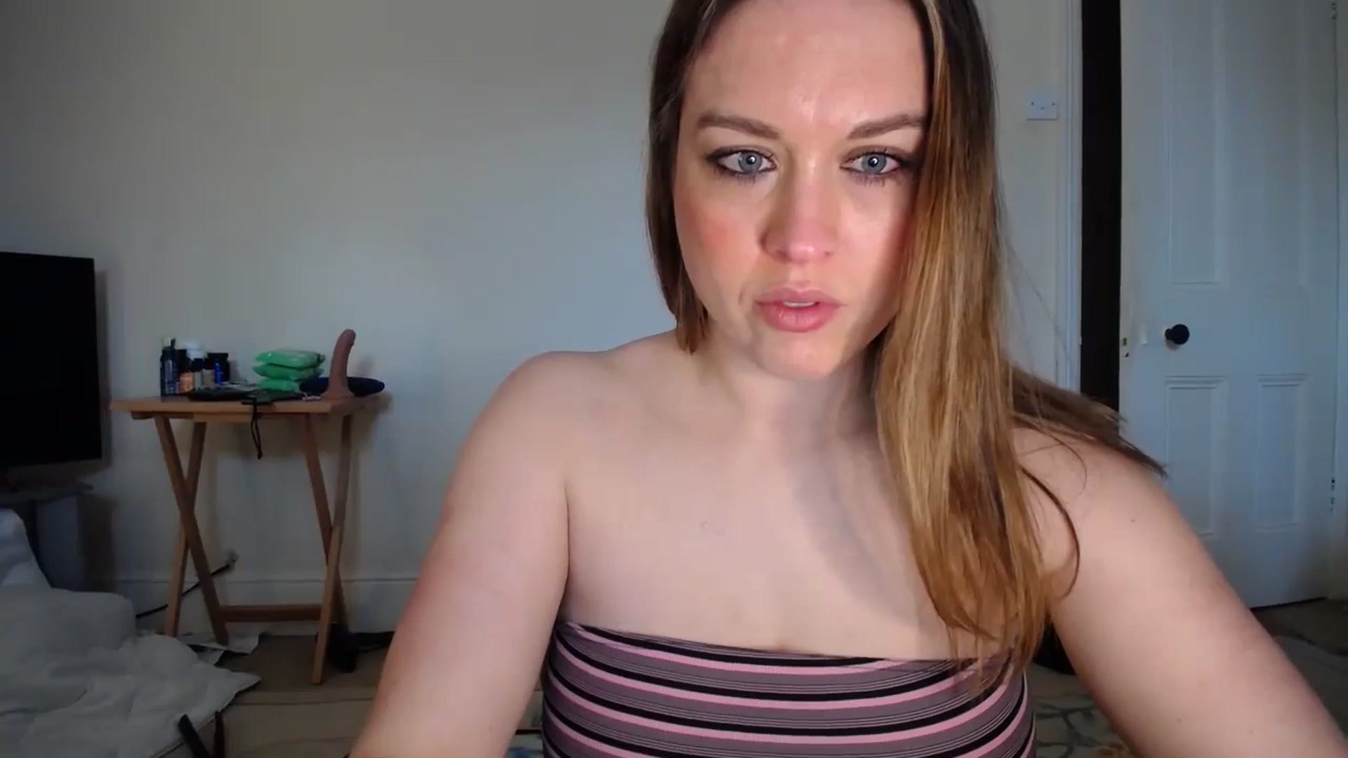 Gallery image thumbnail from Girl_X_Power's myfreecams stream on, 03/31/2024, 16:24 image 13 of 20