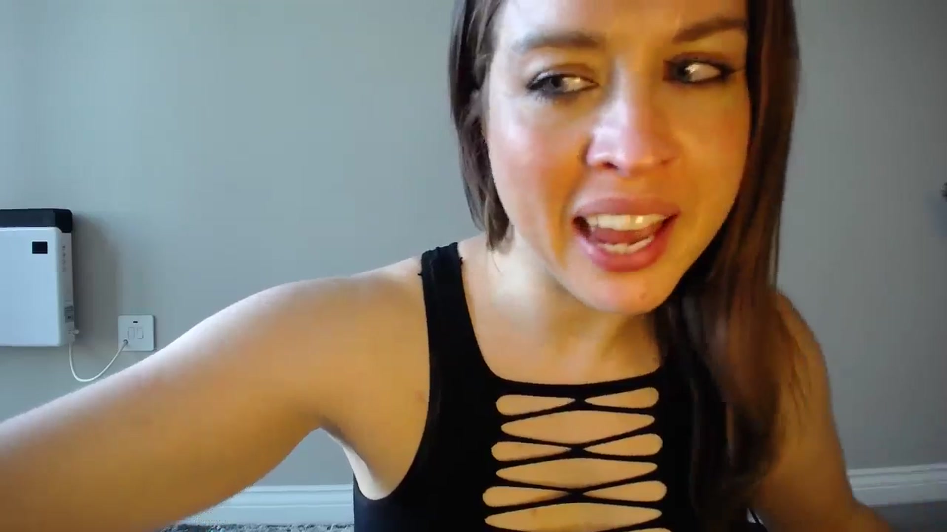 Gallery image thumbnail from Girl_X_Power's myfreecams stream on, 08/03/2024, 20:19 image 2 of 20