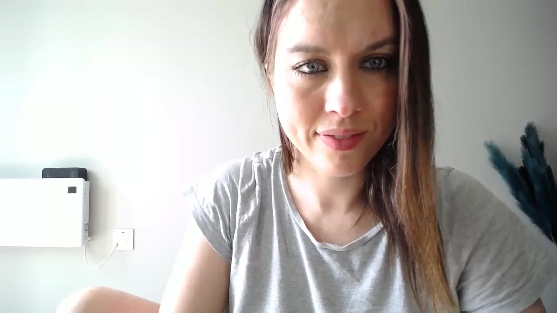 Gallery image thumbnail from Girl_X_Power's myfreecams stream on, 08/24/2024, 11:39 image 16 of 20