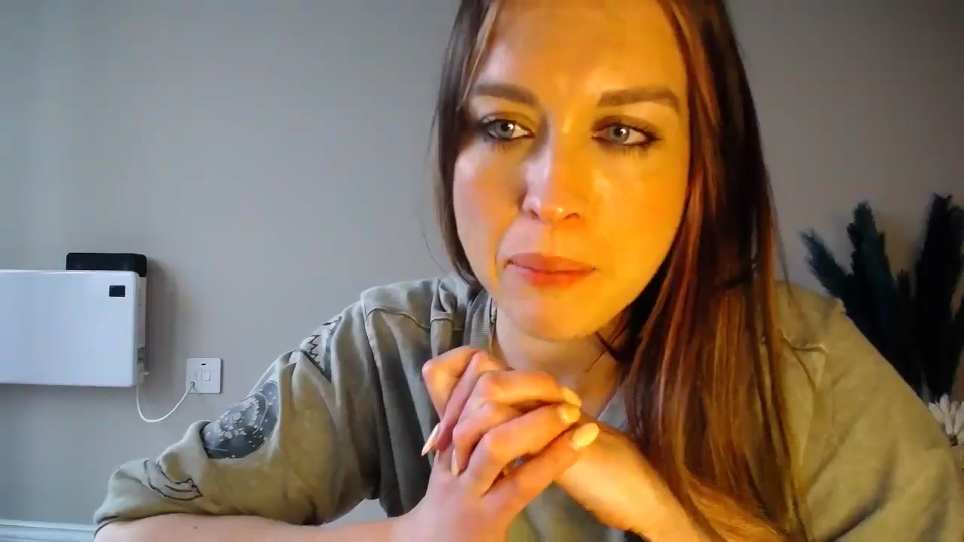 Gallery image thumbnail from Girl_X_Power's myfreecams stream on, 08/27/2024, 17:04 image 18 of 20