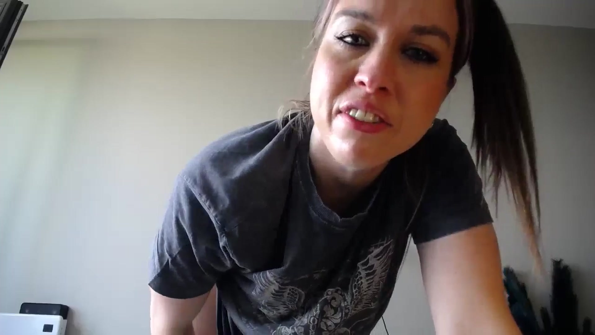 Gallery image thumbnail from Girl_X_Power's myfreecams stream on, 08/29/2024, 15:00 image 6 of 20