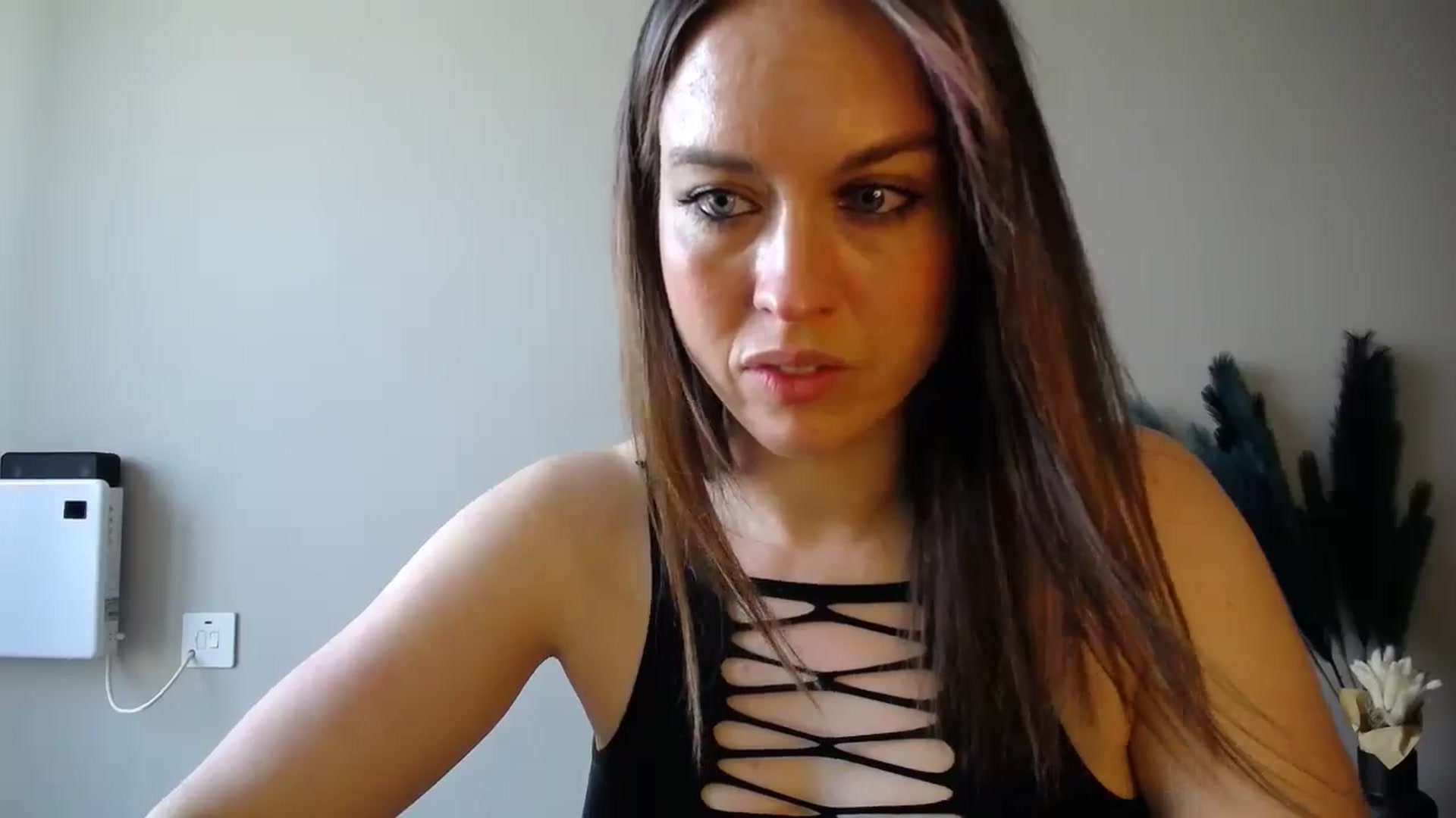 Gallery image thumbnail from Girl_X_Power's myfreecams stream on, 08/31/2024, 16:19 image 11 of 20