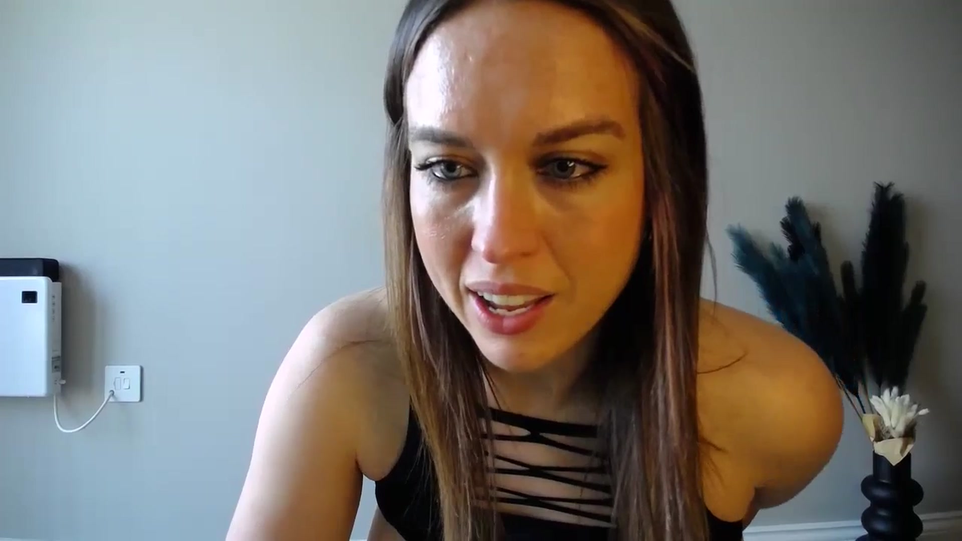 Gallery image thumbnail from Girl_X_Power's myfreecams stream on, 08/31/2024, 16:19 image 19 of 20