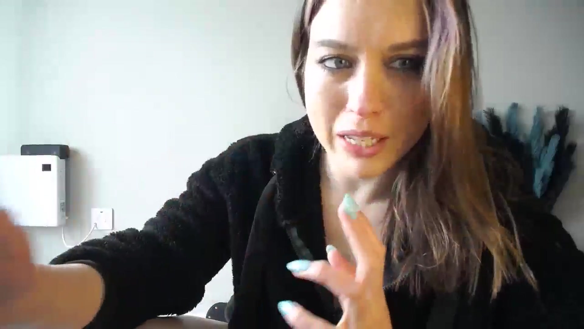 Gallery image thumbnail from Girl_X_Power's myfreecams stream on, 09/15/2024, 15:47 image 12 of 20