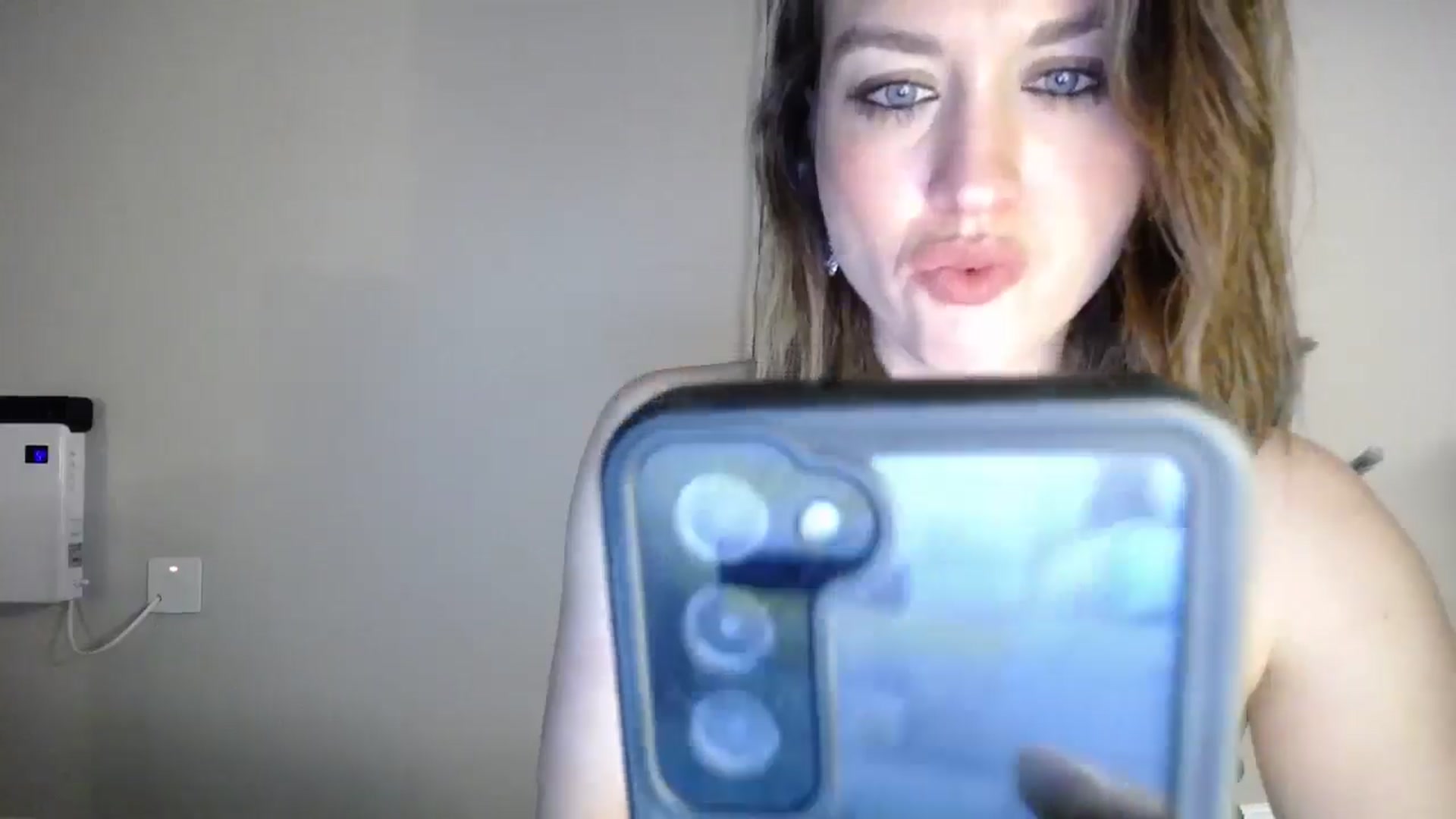 Gallery image thumbnail from Girl_X_Power's myfreecams stream on, 12/23/2024, 19:34 image 4 of 20