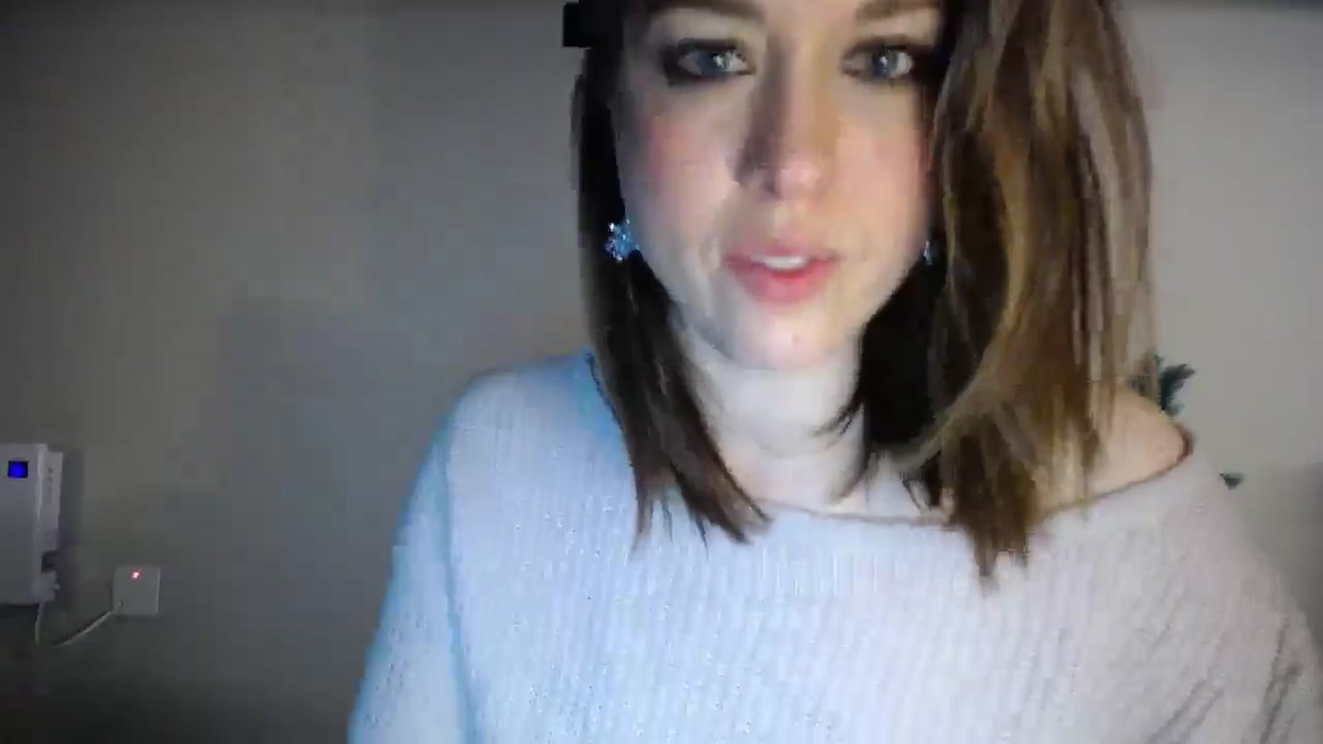 Gallery image thumbnail from Girl_X_Power's myfreecams stream on, 12/25/2024, 18:45 image 11 of 20