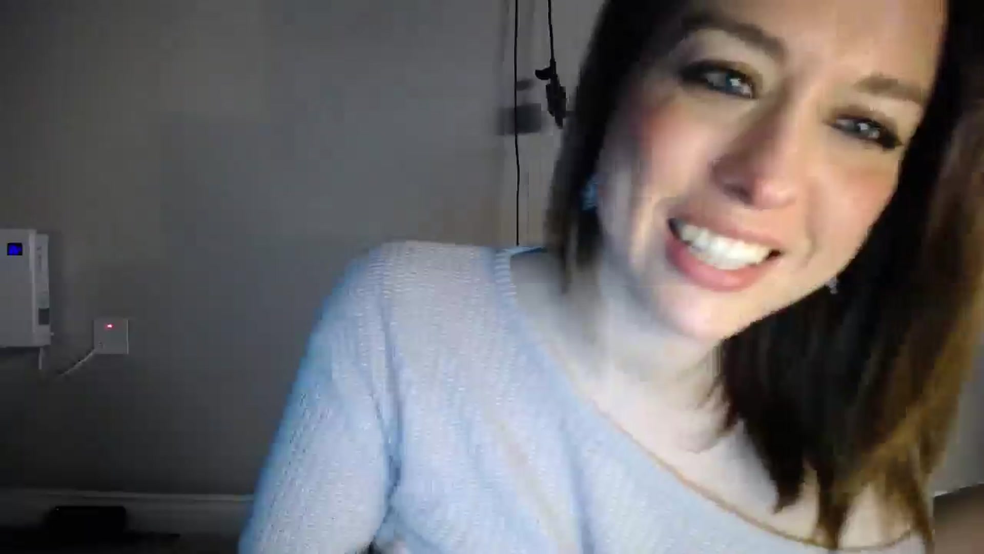 Gallery image thumbnail from Girl_X_Power's myfreecams stream on, 12/25/2024, 18:45 image 7 of 20