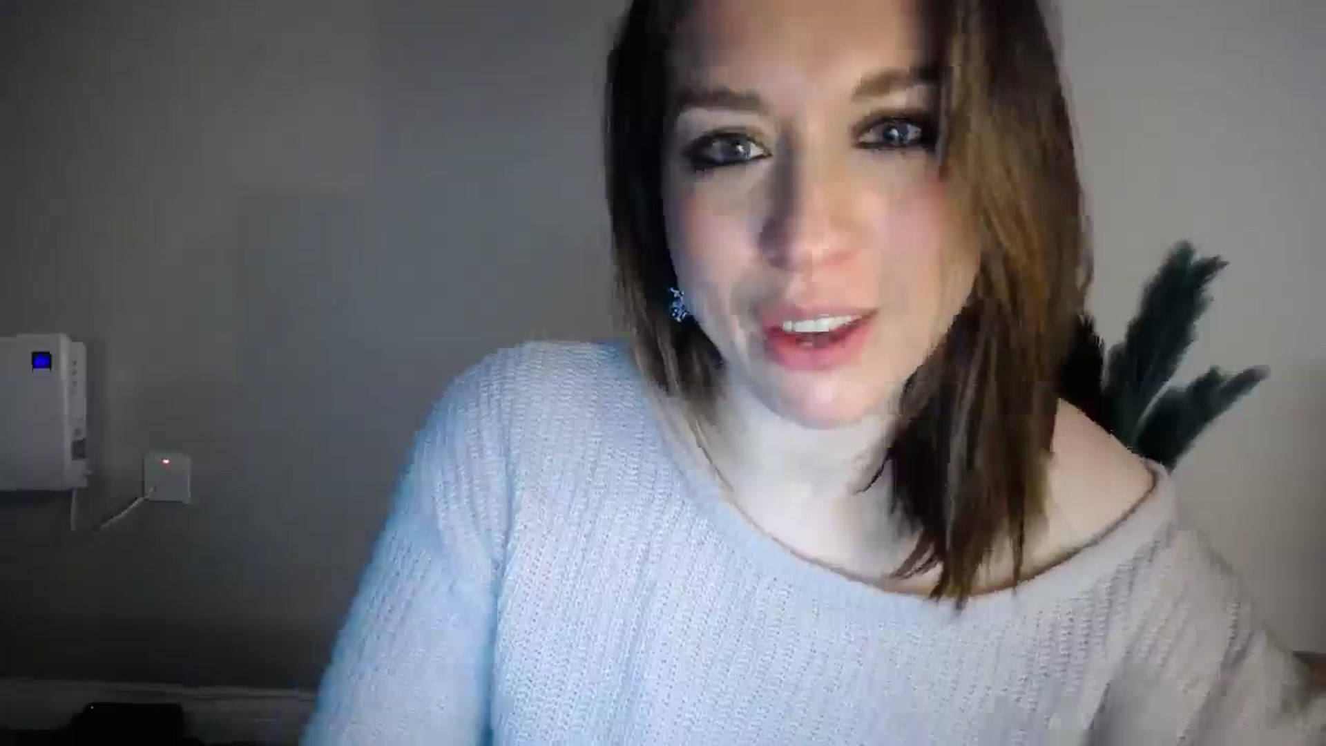 Gallery image thumbnail from Girl_X_Power's myfreecams stream on, 12/25/2024, 18:45 image 9 of 20