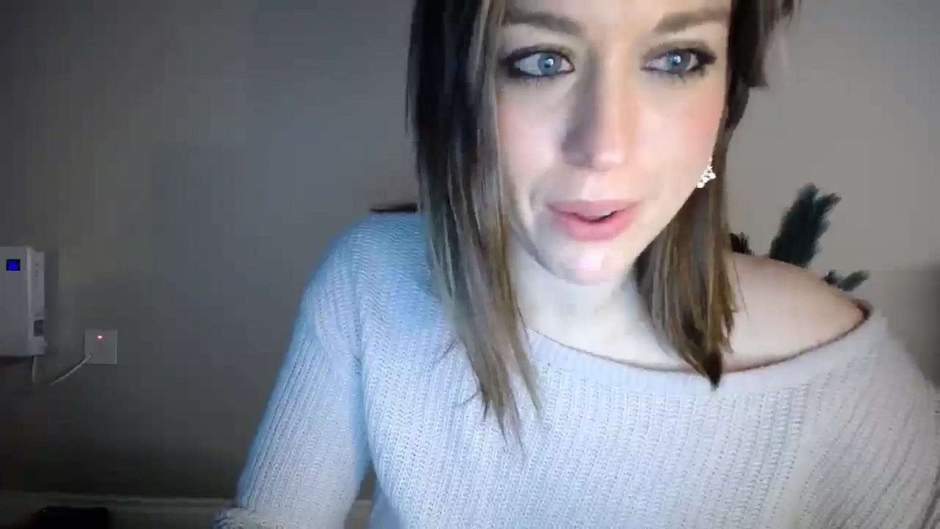 Gallery image thumbnail from Girl_X_Power's myfreecams stream on, 12/25/2024, 18:45 image 19 of 20