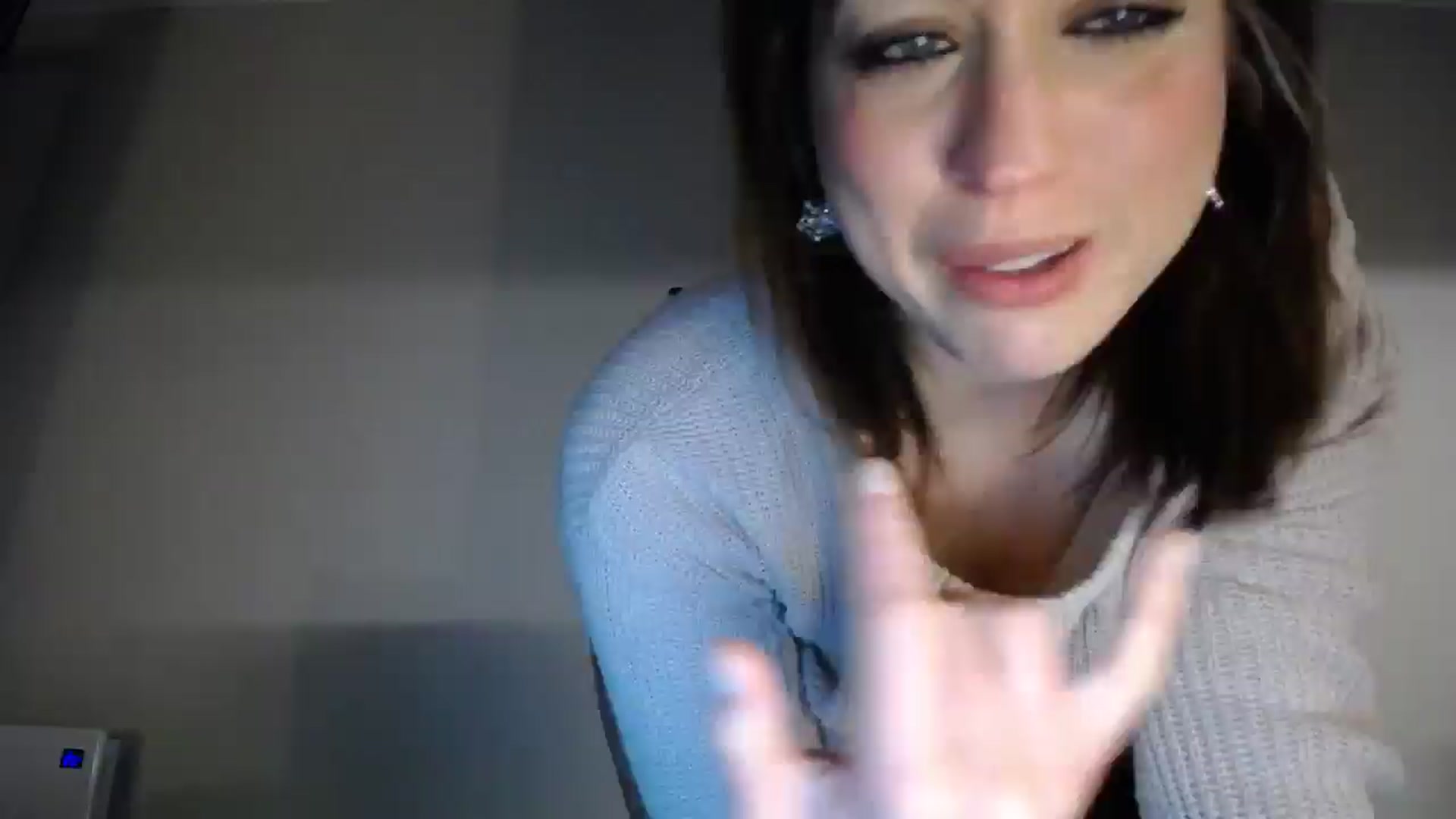Gallery image thumbnail from Girl_X_Power's myfreecams stream on, 12/25/2024, 18:45 image 1 of 20