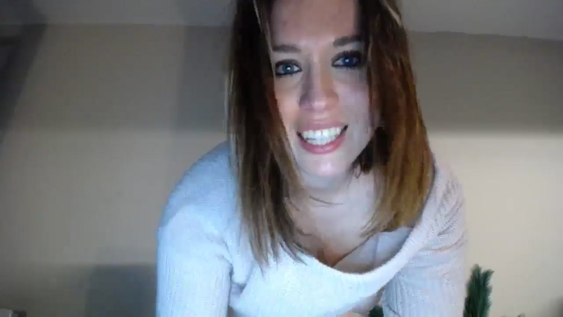 Gallery image thumbnail from Girl_X_Power's myfreecams stream on, 12/26/2024, 24:11 image 16 of 20