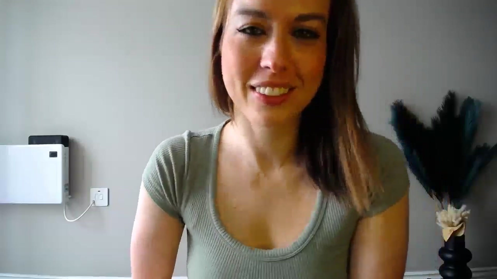 Gallery image thumbnail from Girl_X_Power's myfreecams stream on, 04/14/2025, 14:09 image 5 of 20