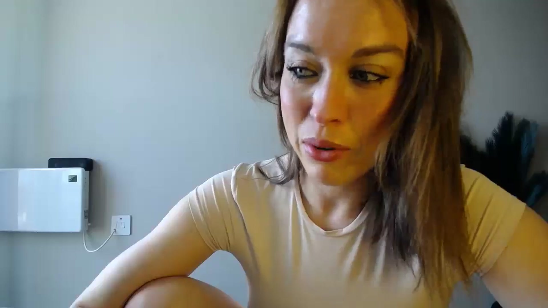 Gallery image thumbnail from Girl_X_Power's myfreecams stream on, 04/17/2025, 15:12 image 9 of 20