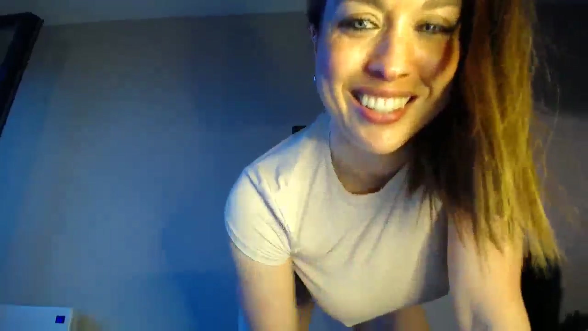 Gallery image thumbnail from Girl_X_Power's myfreecams stream on, 04/17/2025, 20:28 image 10 of 20