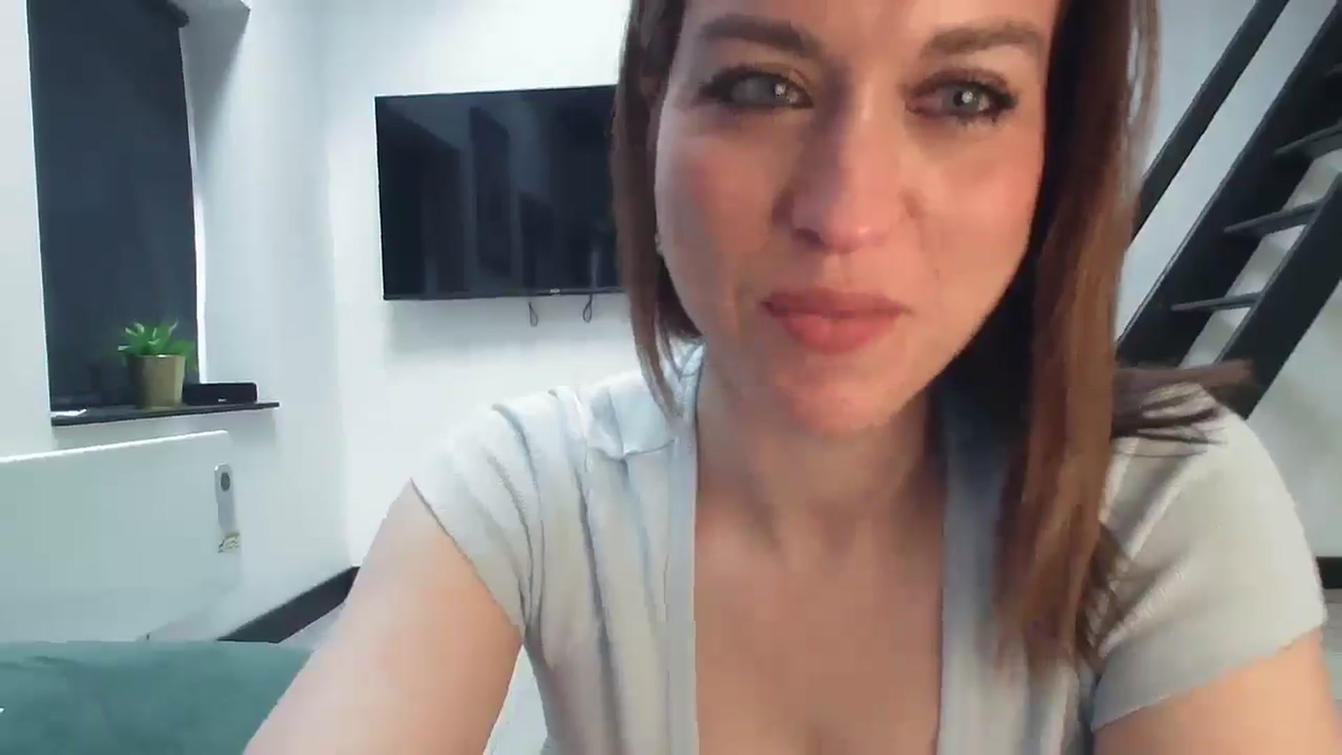 Gallery image thumbnail from Girl_X_Power's myfreecams stream on, 06/02/2025, 17:28 image 5 of 20