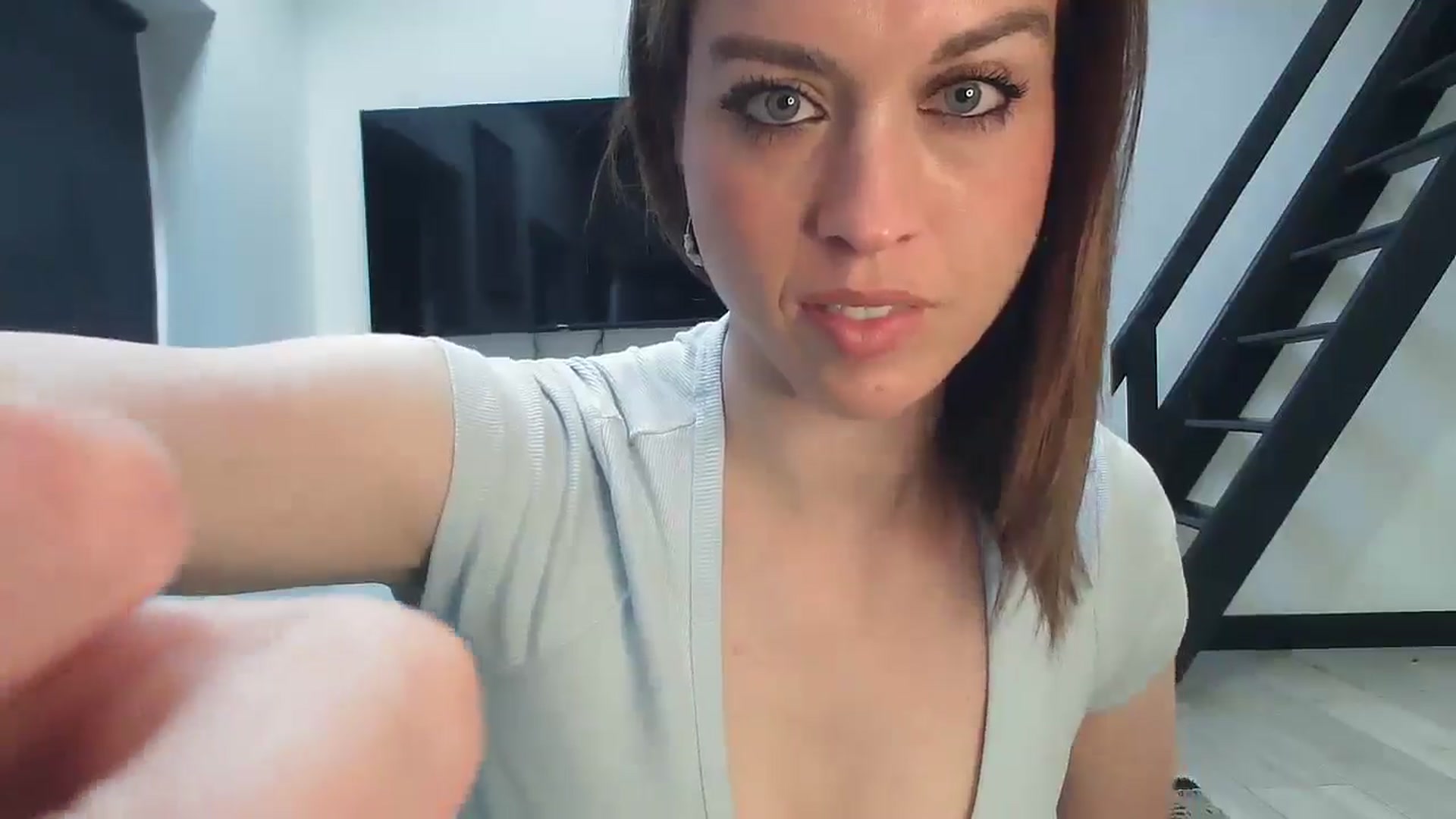 Gallery image thumbnail from Girl_X_Power's myfreecams stream on, 06/02/2025, 17:28 image 13 of 20