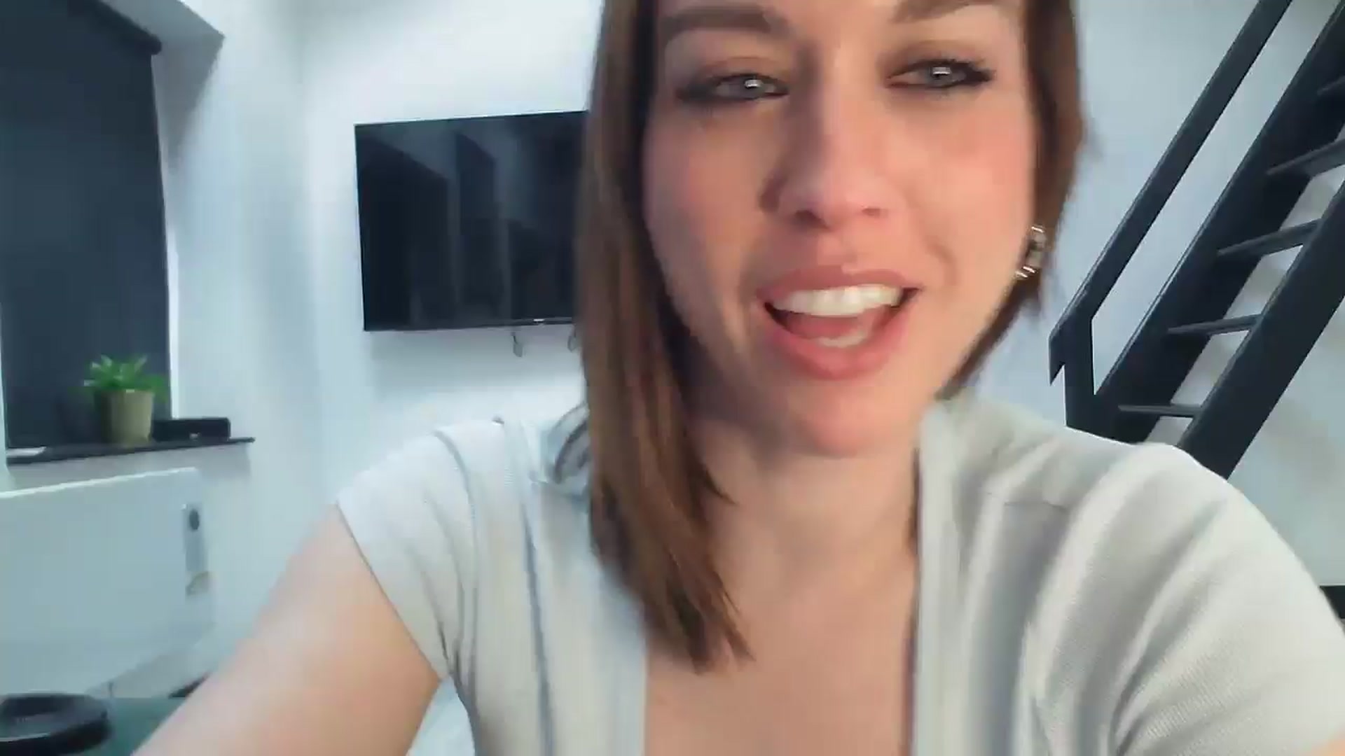 Gallery image thumbnail from Girl_X_Power's myfreecams stream on, 06/02/2025, 17:28 image 9 of 20