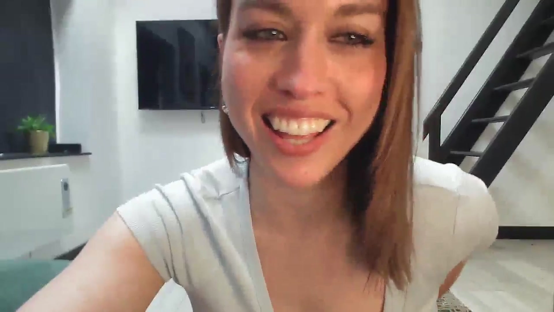 Gallery image thumbnail from Girl_X_Power's myfreecams stream on, 06/02/2025, 17:28 image 7 of 20