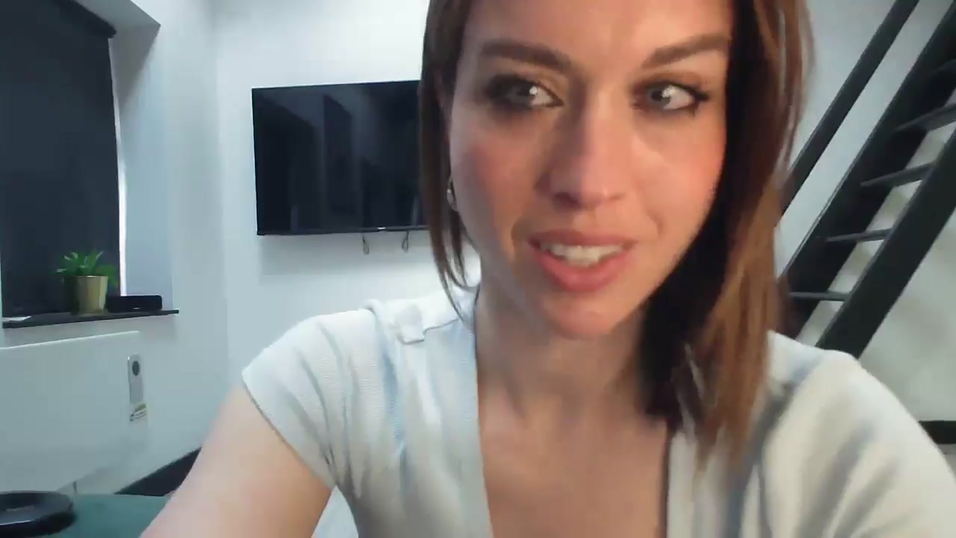 Gallery image thumbnail from Girl_X_Power's myfreecams stream on, 06/02/2025, 17:28 image 15 of 20