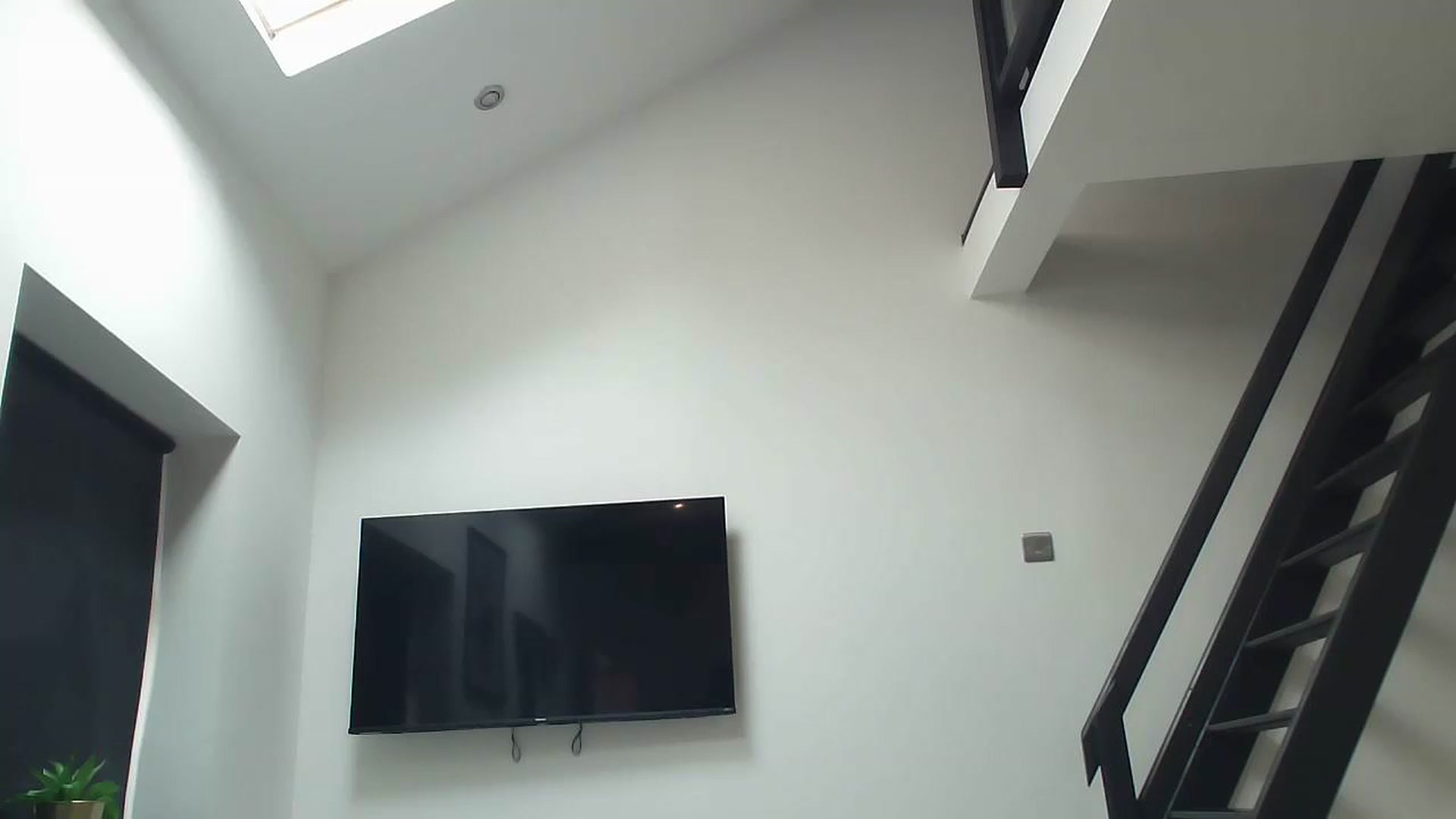 Gallery image thumbnail from Girl_X_Power's myfreecams stream on, 06/07/2025, 16:39 image 1 of 20