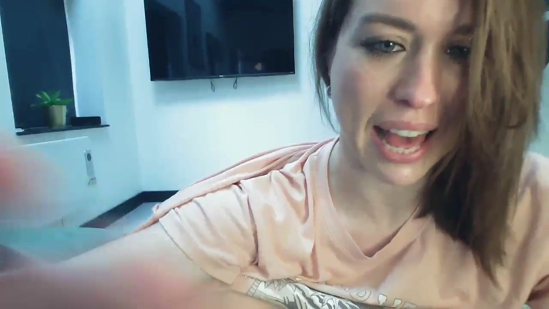 Gallery image thumbnail from Girl_X_Power's myfreecams stream on, 06/10/2025, 16:43 image 7 of 20
