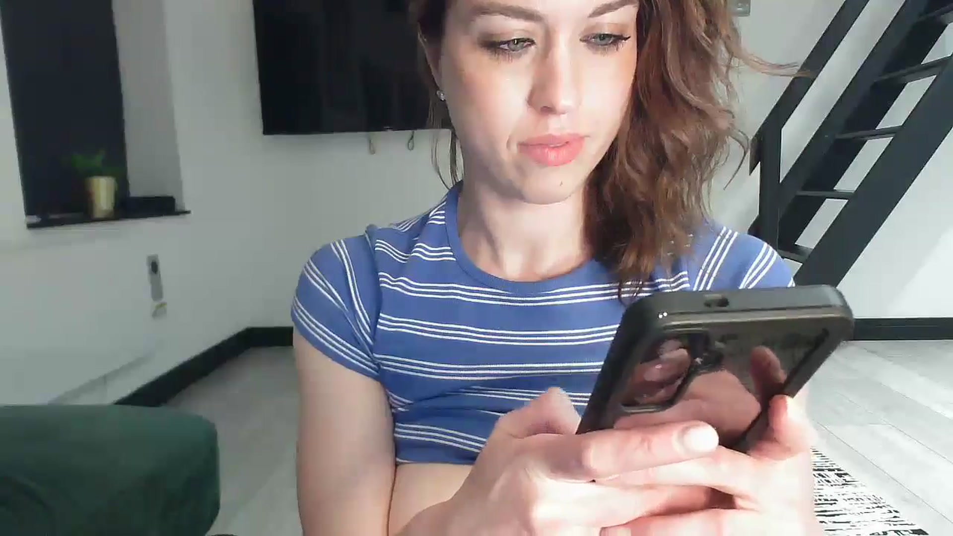 Gallery image thumbnail from Girl_X_Power's myfreecams stream on, 06/15/2025, 21:18 image 20 of 20