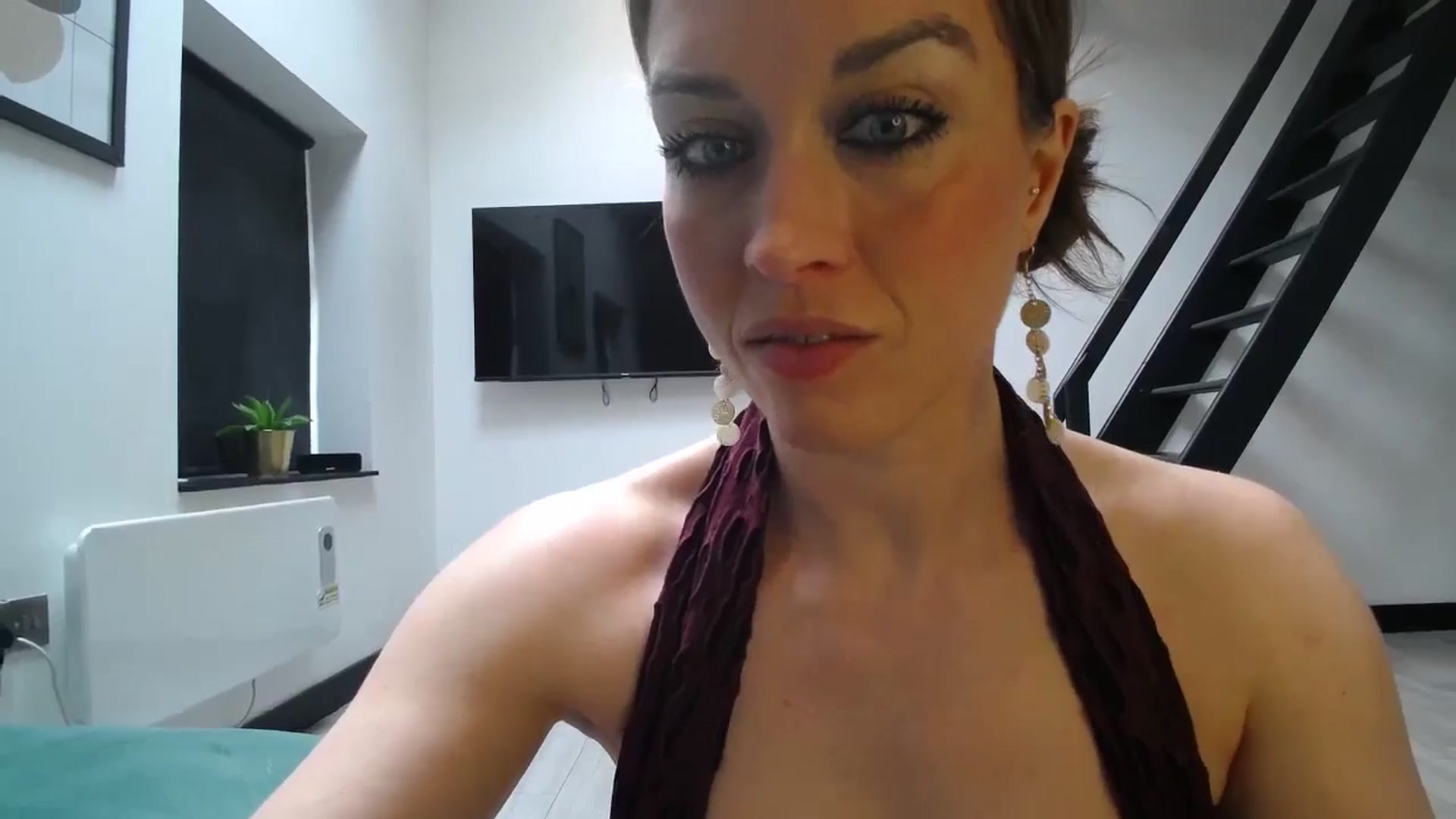 Gallery image thumbnail from Girl_X_Power's myfreecams stream on, 08/03/2025, 15:21 image 6 of 20