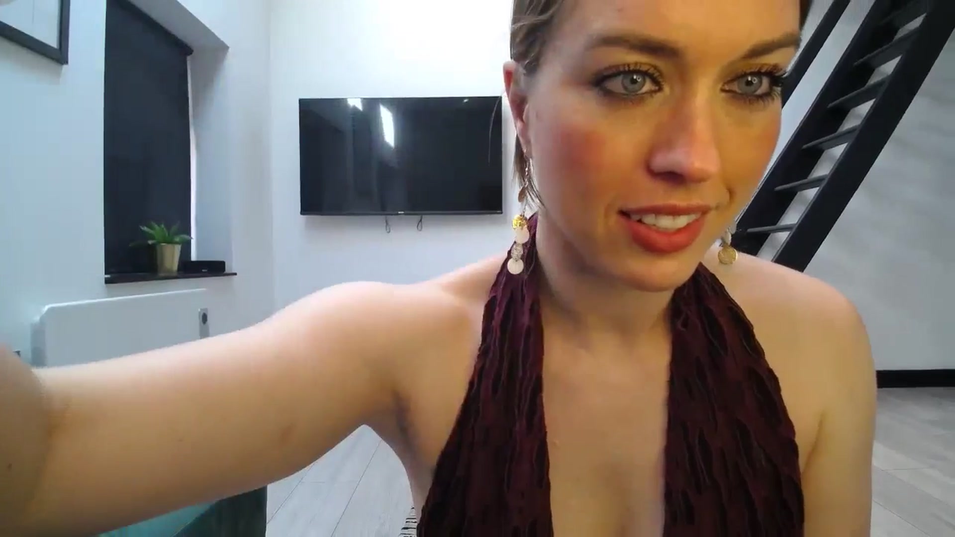 Gallery image thumbnail from Girl_X_Power's myfreecams stream on, 08/03/2025, 15:21 image 14 of 20