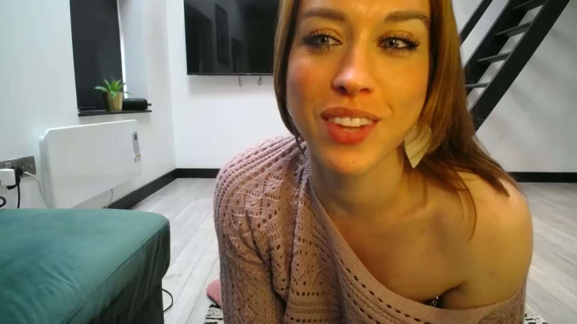 Gallery image thumbnail from Girl_X_Power's myfreecams stream on, 08/17/2025, 16:33 image 8 of 20