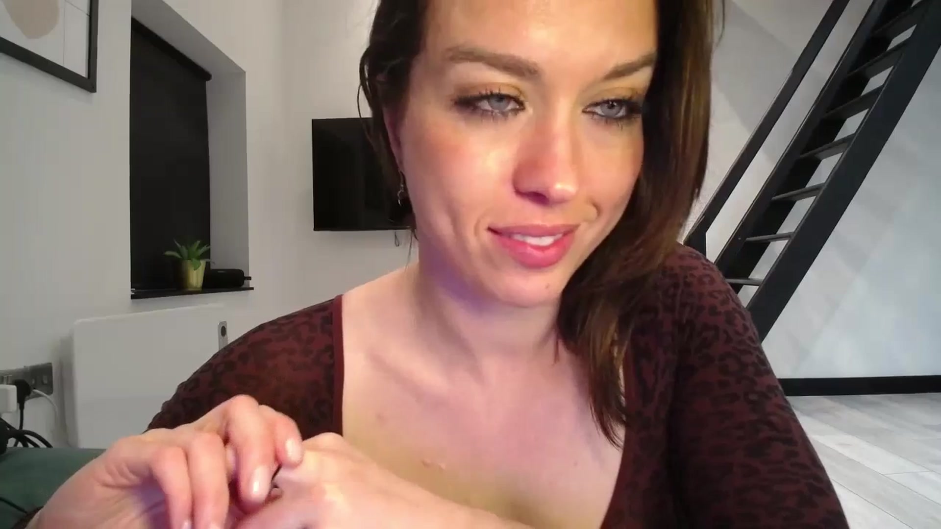 Gallery image thumbnail from Girl_X_Power's myfreecams stream on, 09/01/2025, 24:38 image 11 of 20