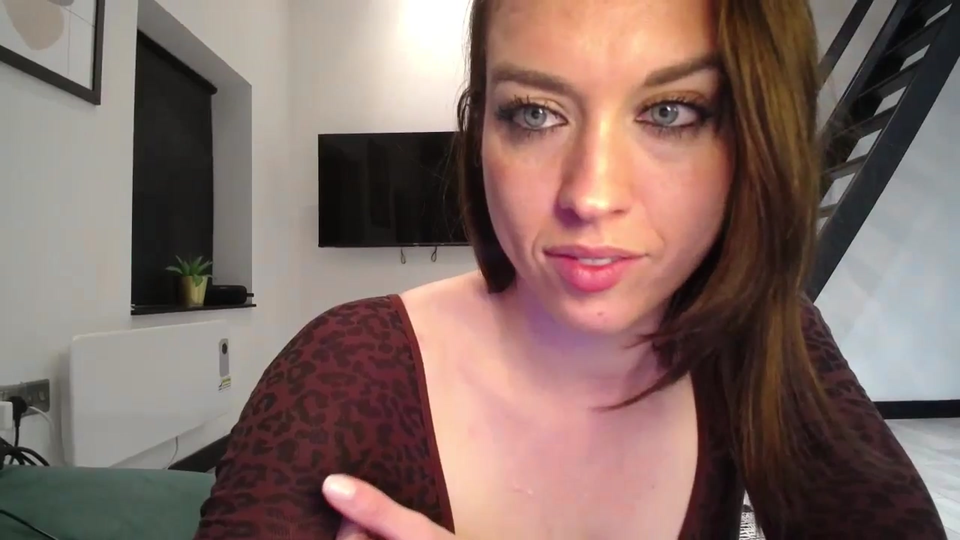 Gallery image thumbnail from Girl_X_Power's myfreecams stream on, 09/01/2025, 24:38 image 9 of 20