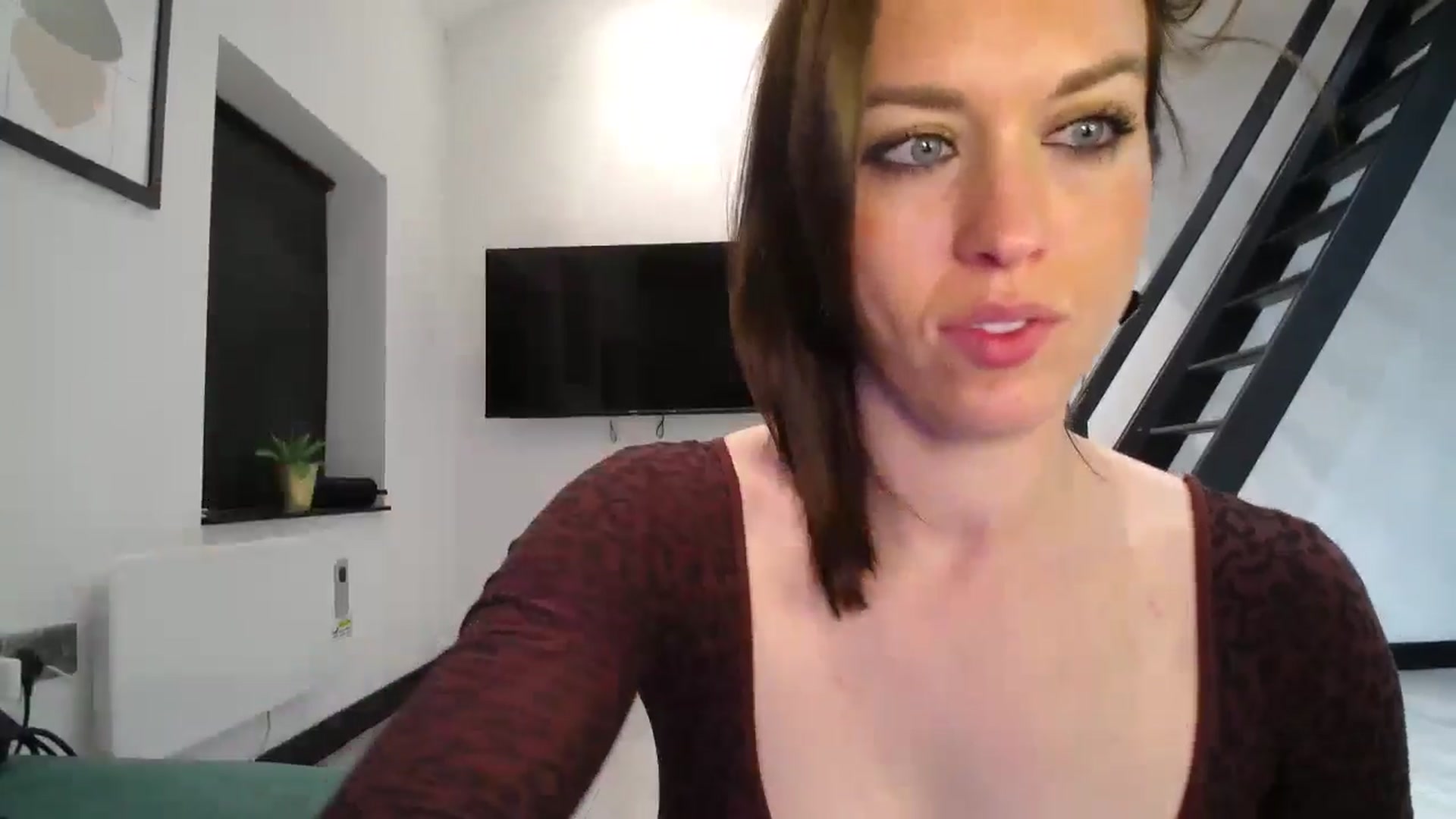 Gallery image thumbnail from Girl_X_Power's myfreecams stream on, 09/01/2025, 24:38 image 6 of 20