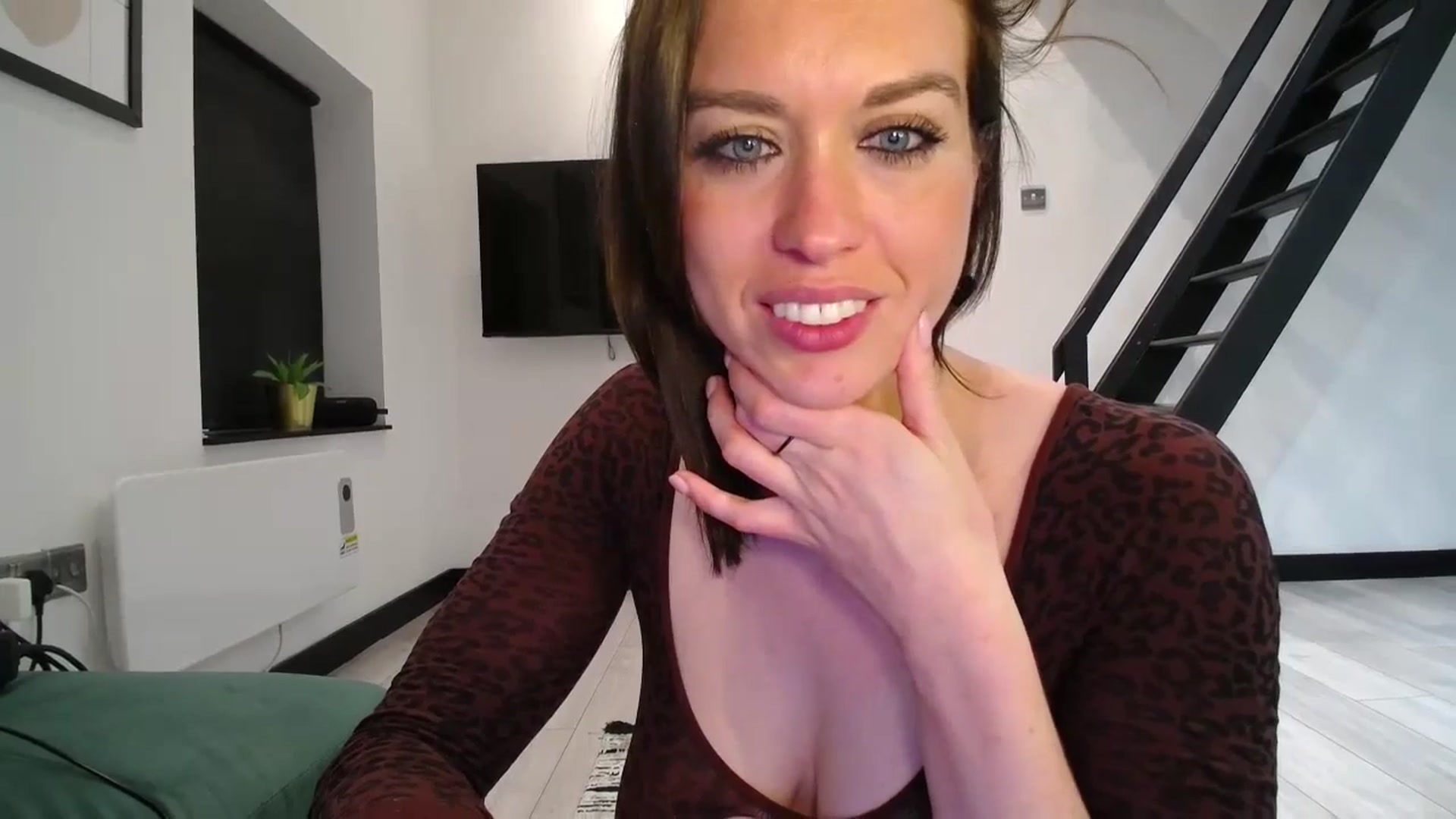 Gallery image thumbnail from Girl_X_Power's myfreecams stream on, 09/01/2025, 24:38 image 4 of 20