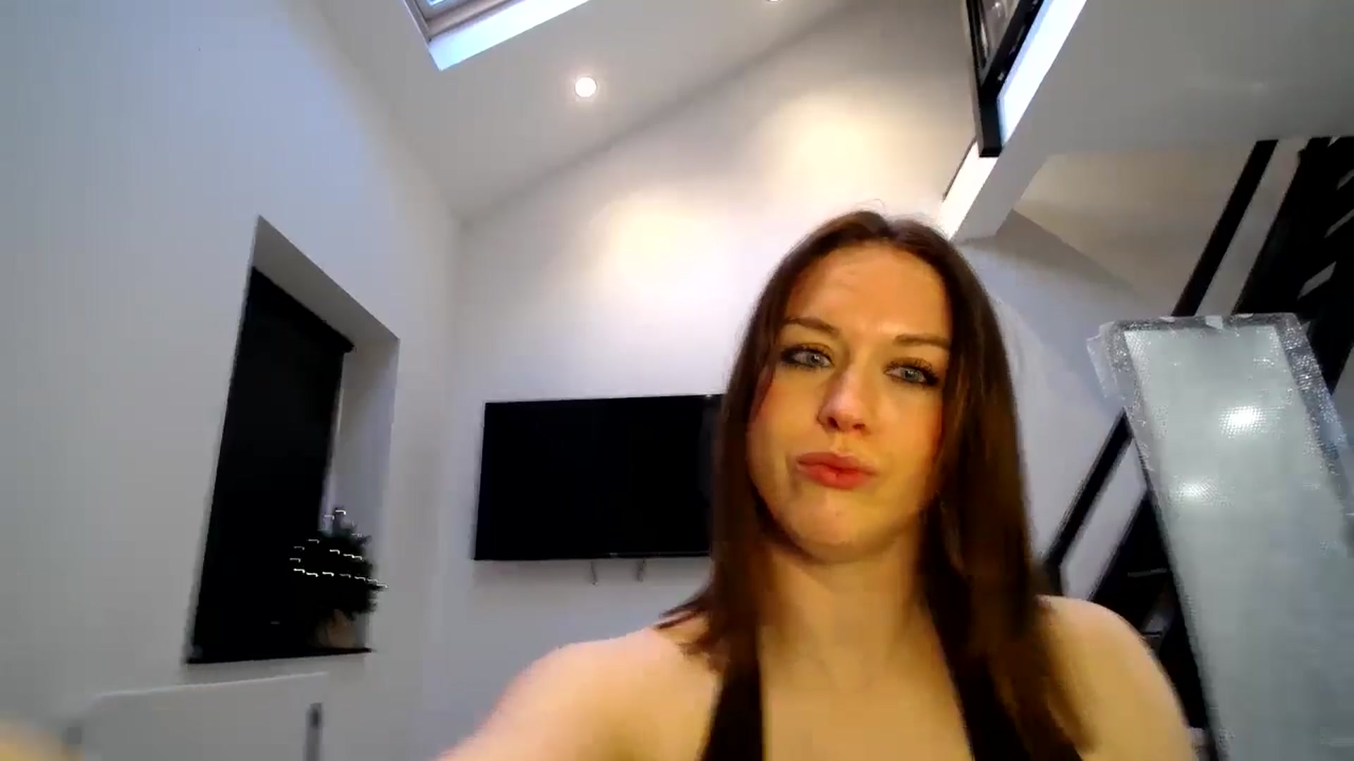 Gallery image thumbnail from Girl_X_Power's myfreecams stream on, 01/04/2026, 13:56 image 2 of 20