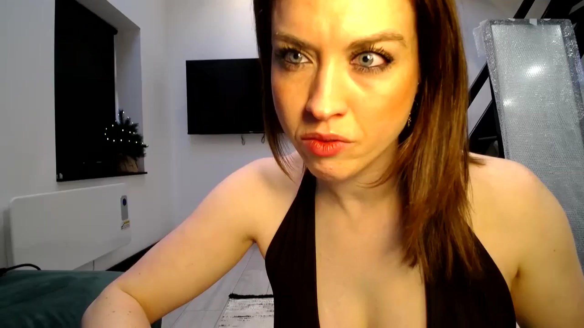 Gallery image thumbnail from Girl_X_Power's myfreecams stream on, 01/04/2026, 13:56 image 1 of 20