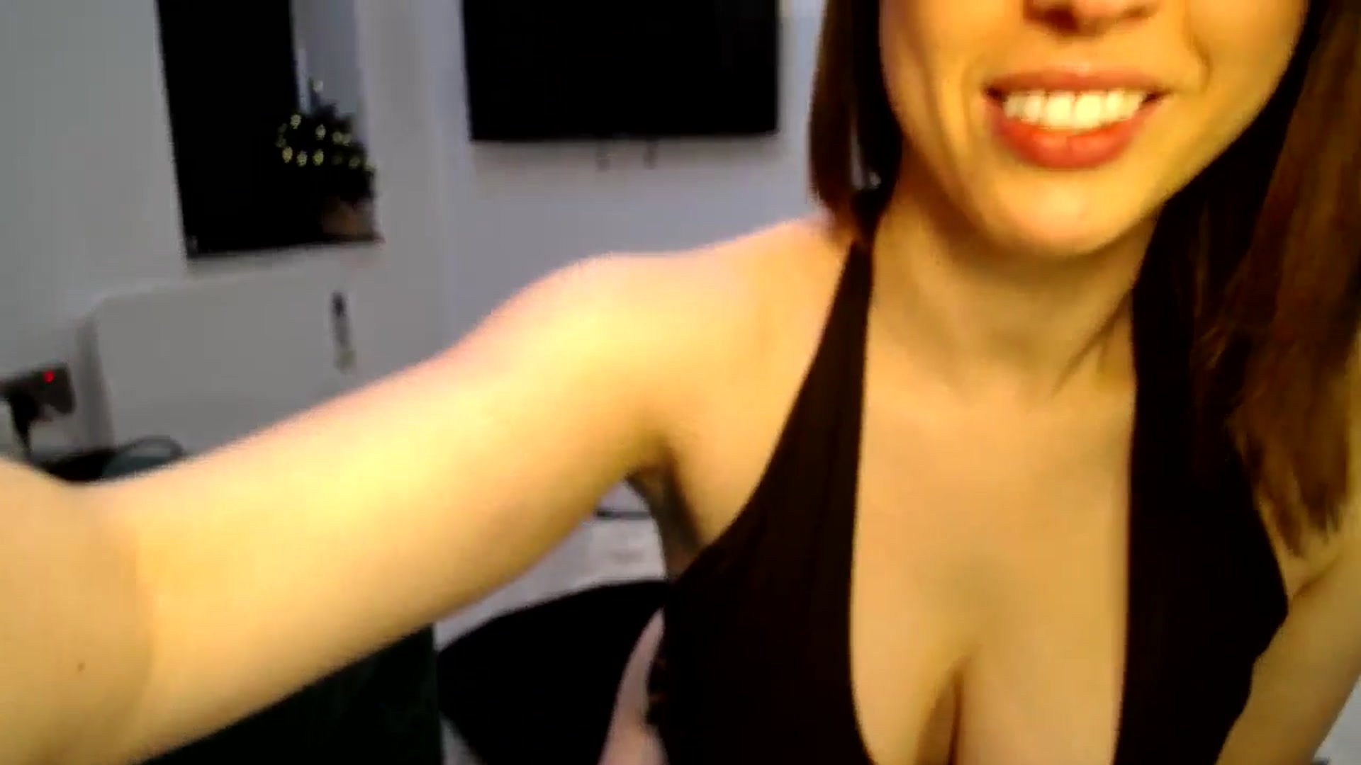 Gallery image thumbnail from Girl_X_Power's myfreecams stream on, 01/04/2026, 13:56 image 3 of 20