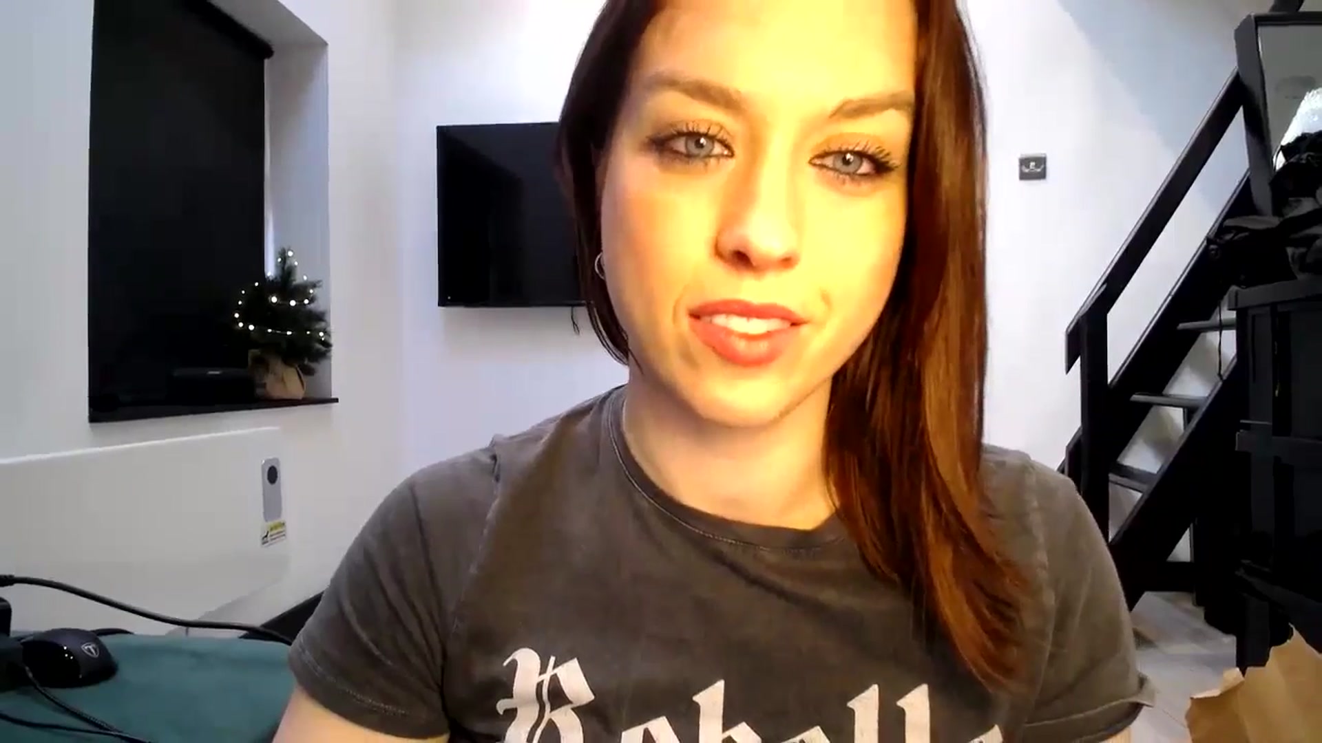 Gallery image thumbnail from Girl_X_Power's myfreecams stream on, 03/14/2026, 16:05 image 17 of 20