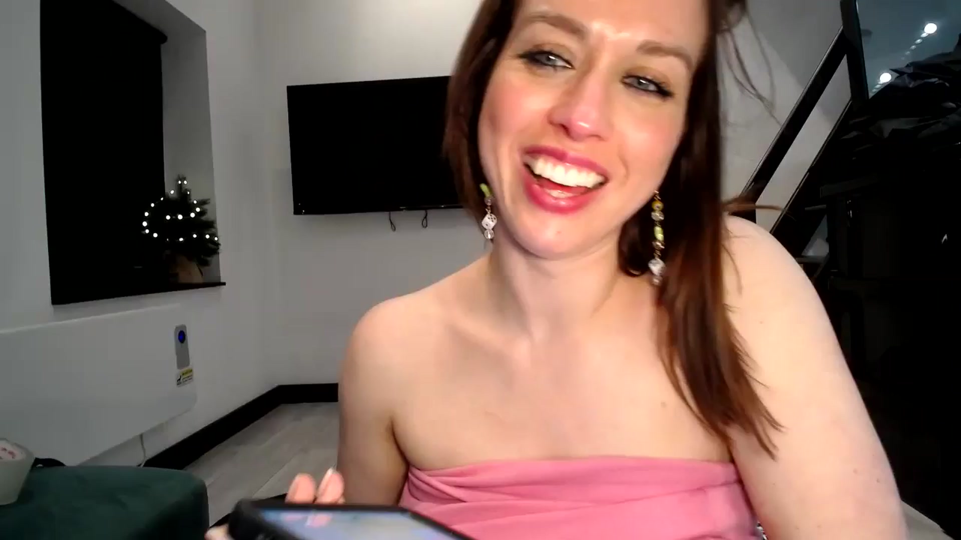 Gallery image thumbnail from Girl_X_Power's myfreecams stream on, 03/21/2026, 20:13 image 17 of 20