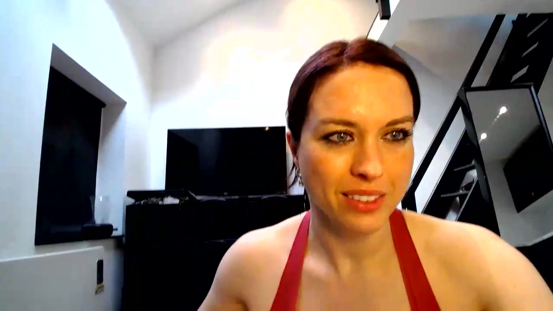 Gallery image thumbnail from Girl_X_Power's myfreecams stream on, 06/18/2026, 18:01 image 17 of 20