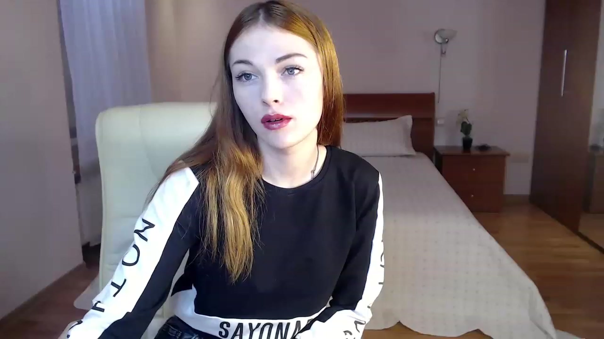 Gallery image thumbnail from Girlfromhell's myfreecams stream on, 11/14/2022, 13:50 image 11 of 20