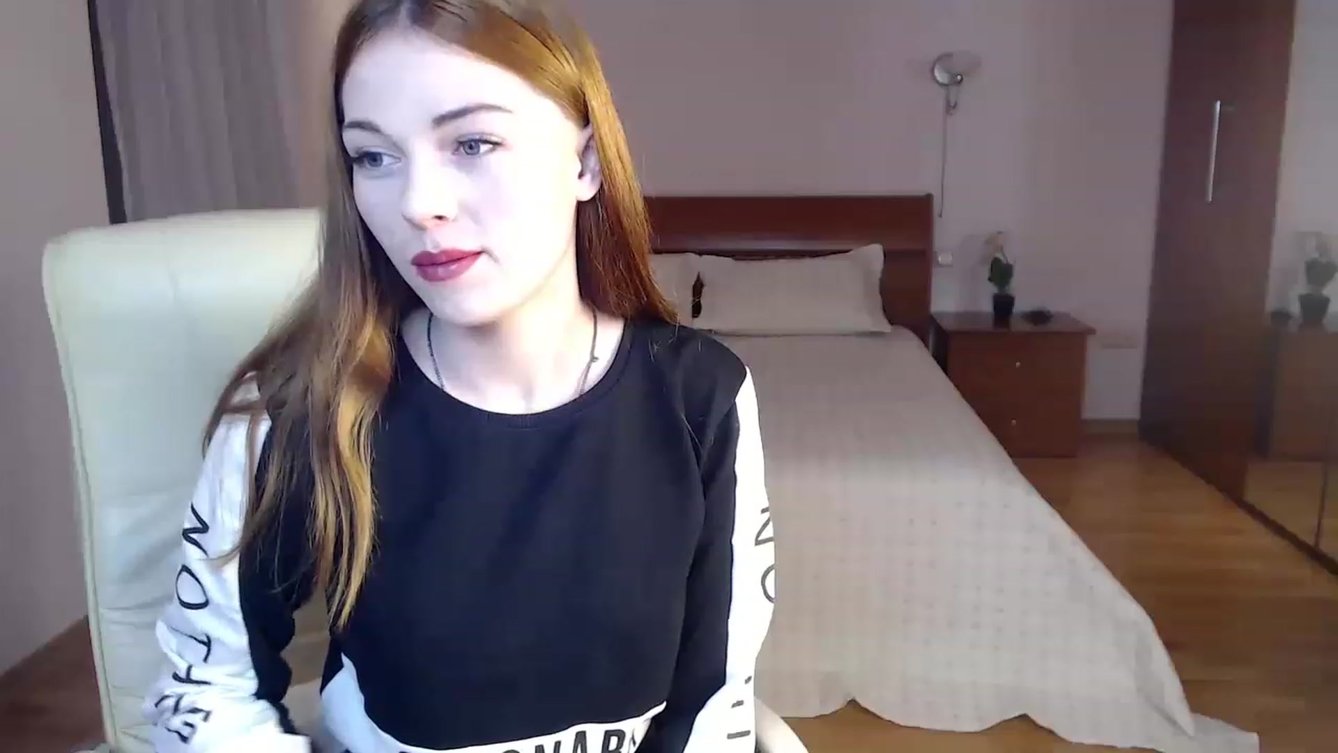 Gallery image thumbnail from Girlfromhell's myfreecams stream on, 11/14/2022, 15:49 image 8 of 20