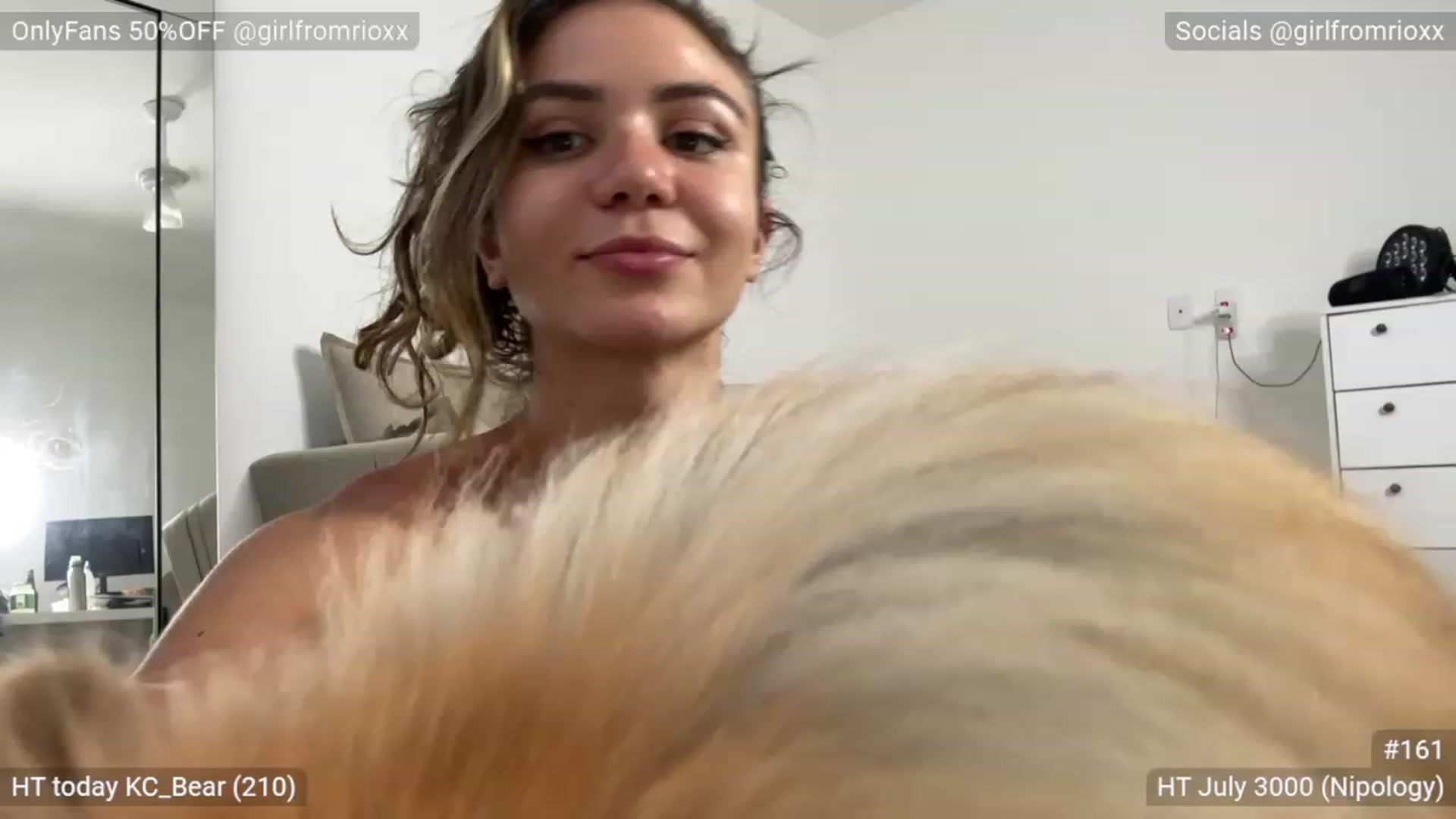 Gallery image thumbnail from Girlfromrio's myfreecams stream on, 08/07/2023, 20:54 image 16 of 20