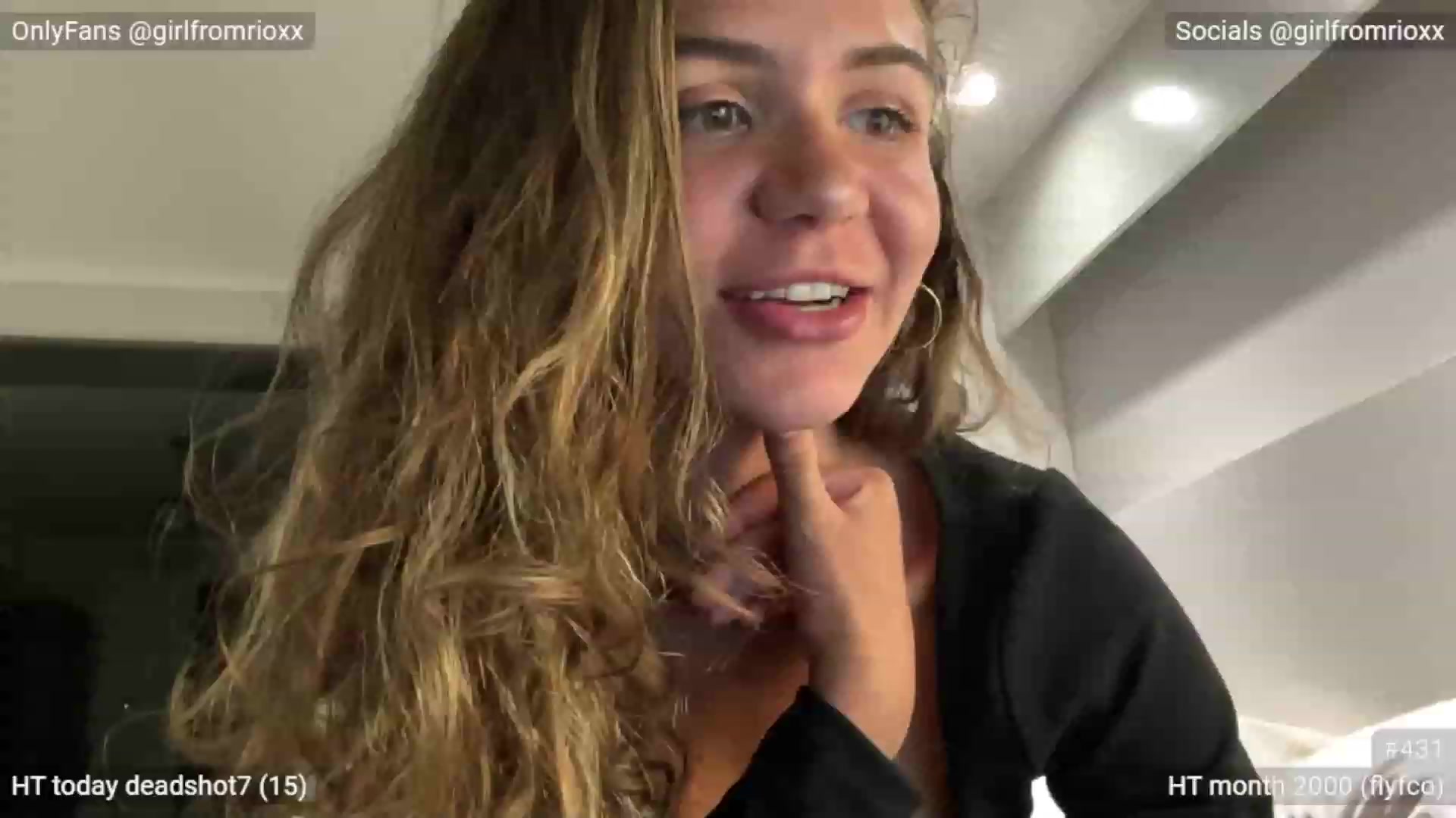 Gallery image thumbnail from Girlfromrio's myfreecams stream on, 09/18/2023, 23:20 image 12 of 20
