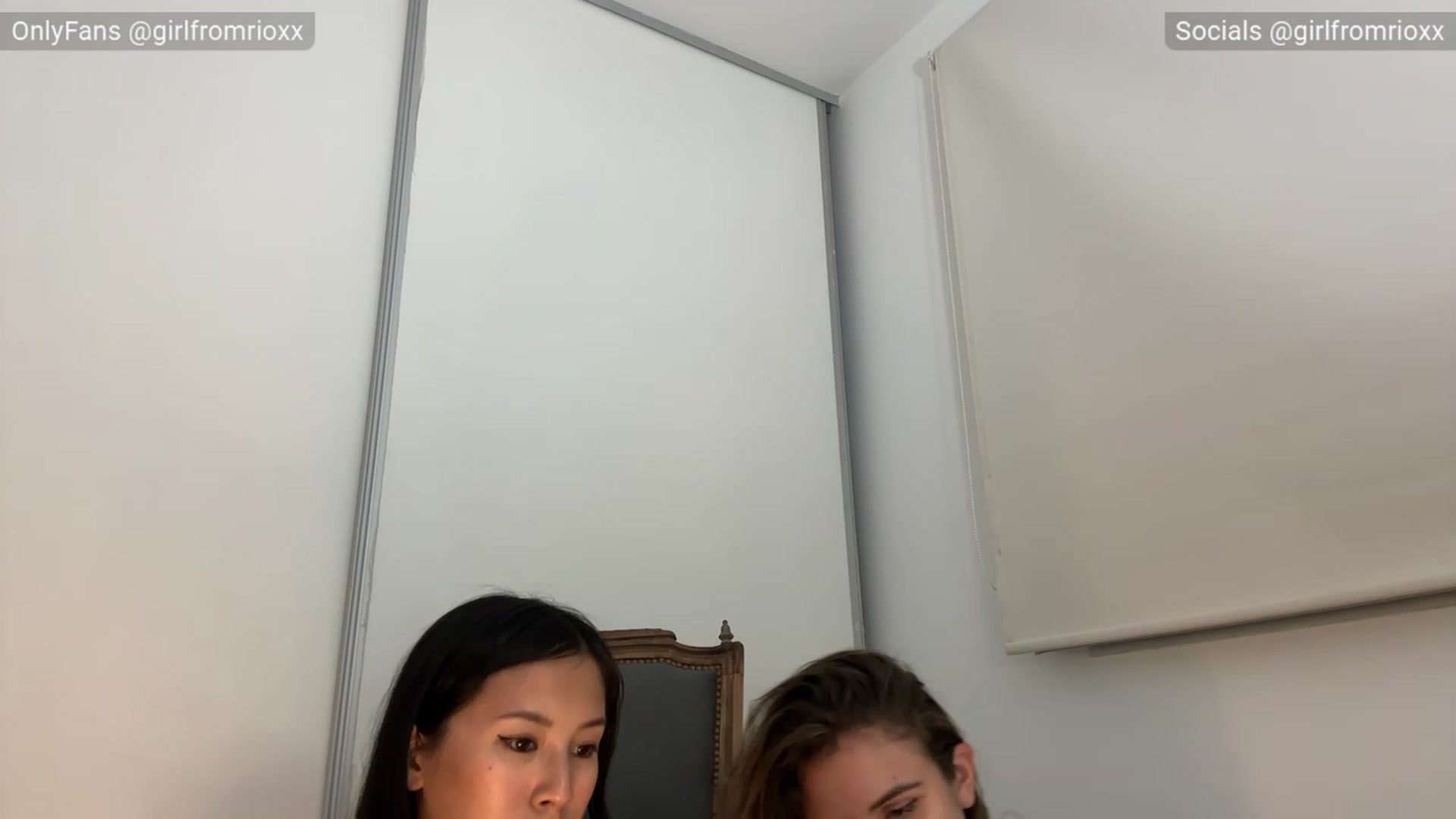 Gallery image thumbnail from Girlfromrio's myfreecams stream on, 10/17/2023, 07:12 image 16 of 20
