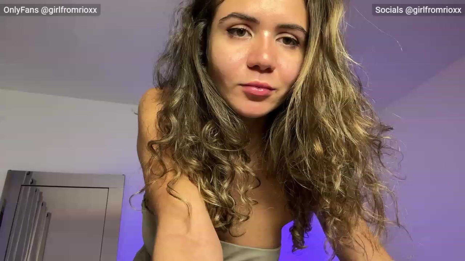 Gallery image thumbnail from Girlfromrio's myfreecams stream on, 11/05/2023, 01:29 image 13 of 20